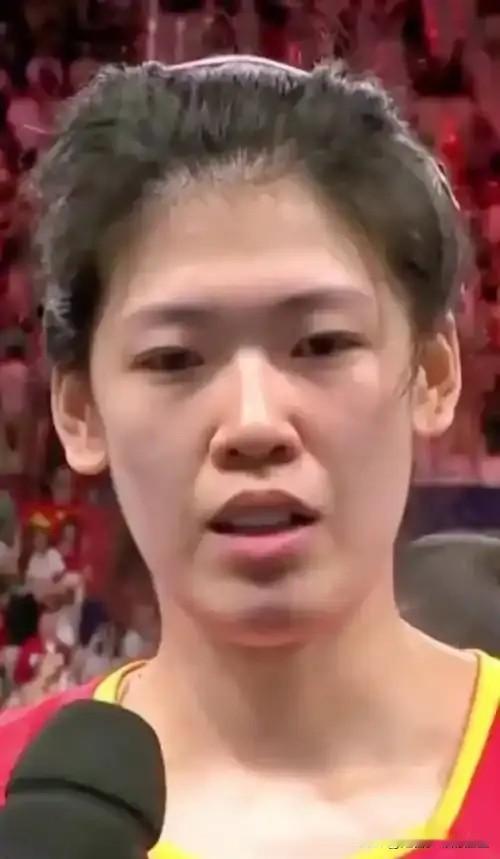 本赛季天津女排该怎么打？没了四大主力，真还能争冠吗？[思考]

要我说，咱得现实