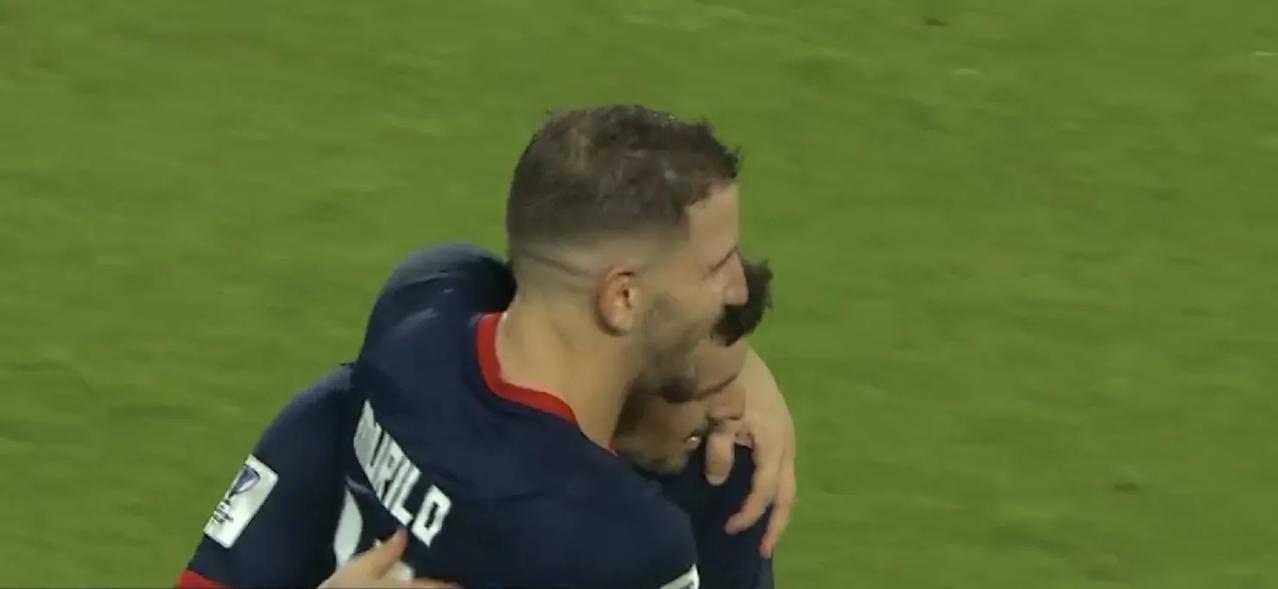 中超联赛的“上海双雄”，到了亚冠赛场，化身“赛场双熊”！两场比赛，净负6球！
让