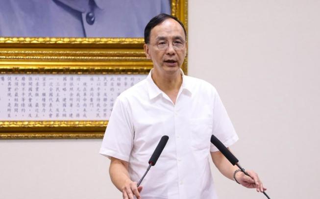 8月11日这天的表态，把国民党内那点微妙的权力格局全抖落出来了。


韩国瑜朝傅
