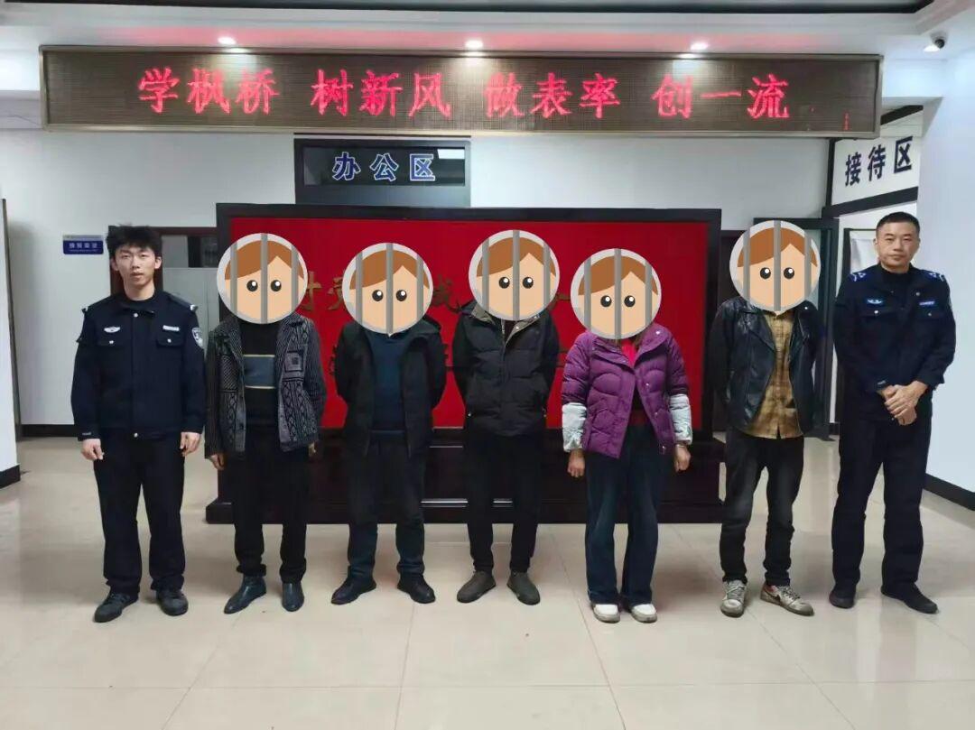 乌金山派出所查处一起赌博案为严厉打击涉赌违法犯罪
全力净化辖区社会治安环境
榆次