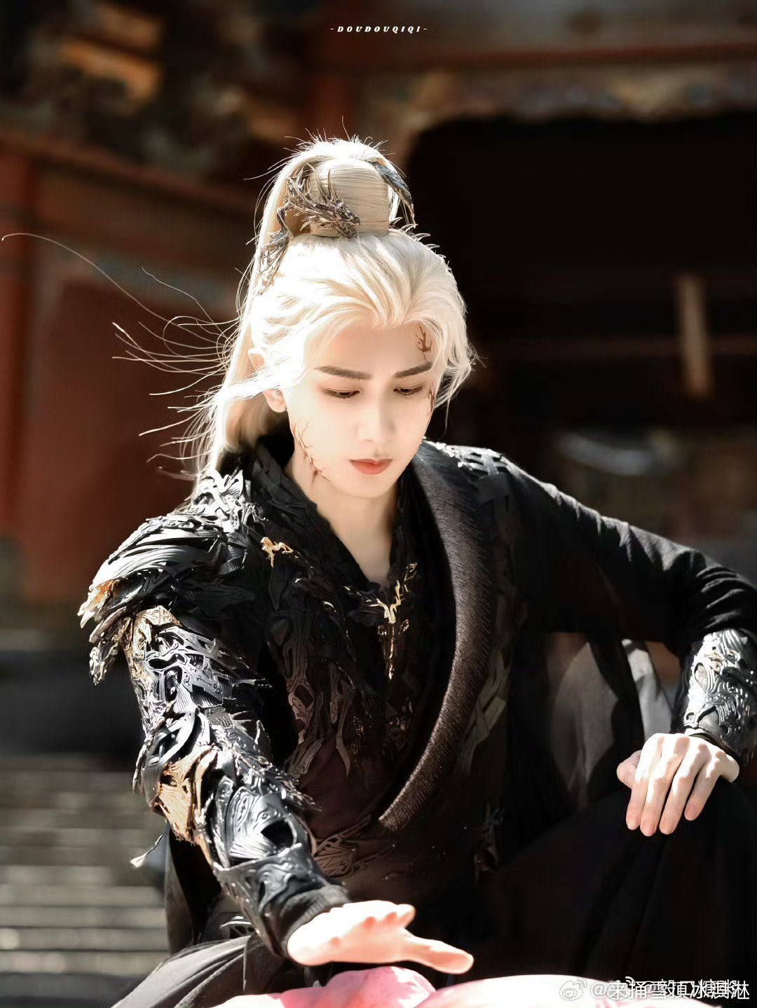 王权富贵假黑化真钓系 黑化？不存在的！这分明是智谋碾压，黑狐连自己怎么输的都不知