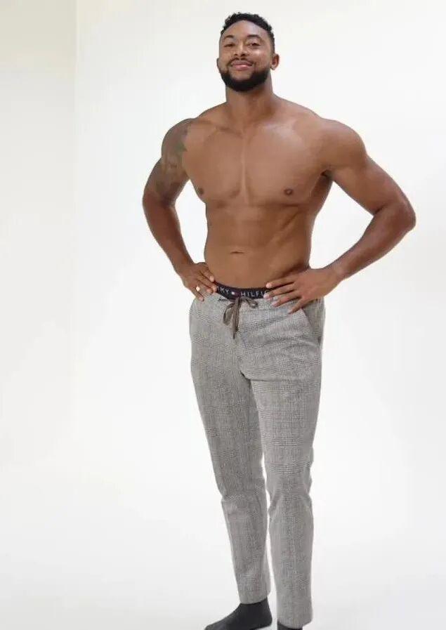 在美国最大、也最有影响力的大码男模代理公司 CURVE Models（前身为 B