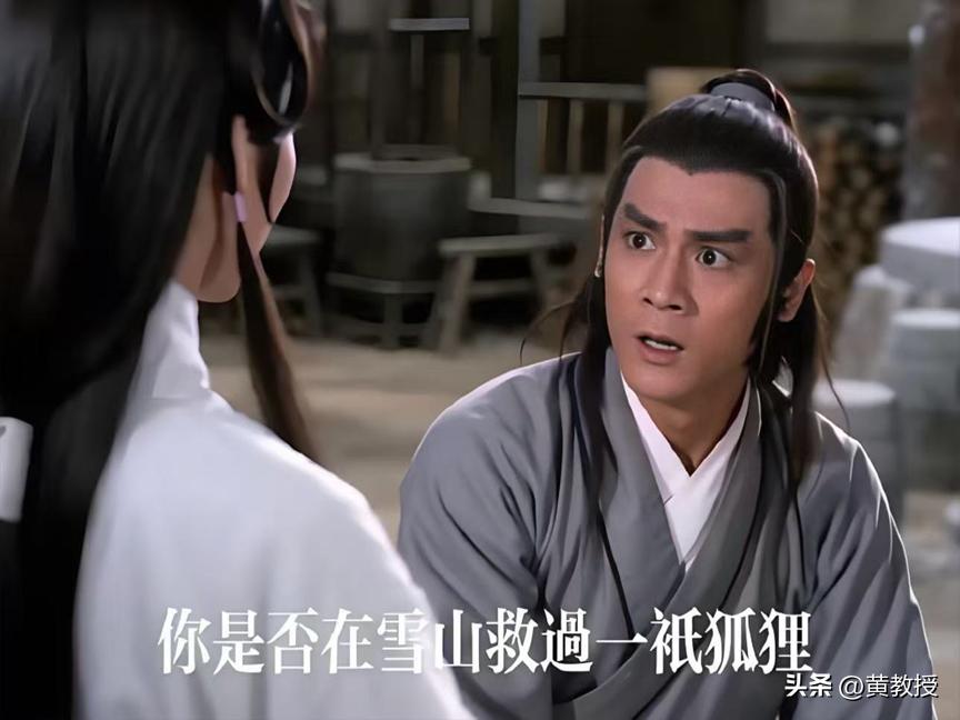 一个要毕业的小伙子
拿到了这三个工作的offer
新华社国际部；
中海油总部；