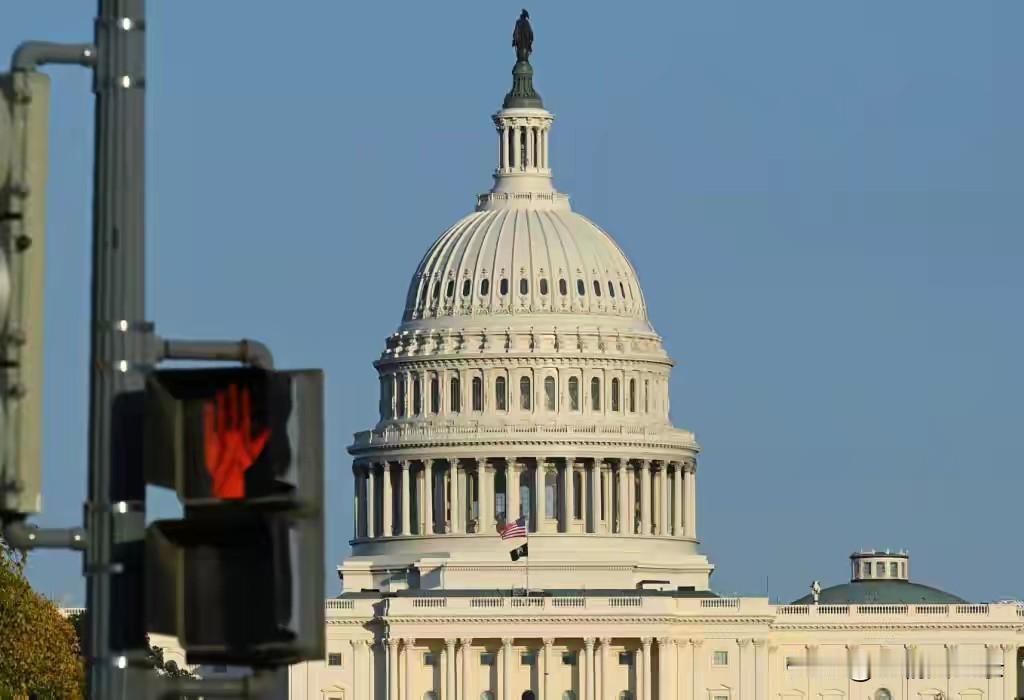 美国参议院能否终止特朗普全面关税政策
尽管参议院投票赞成停止特朗普的关税政策，但