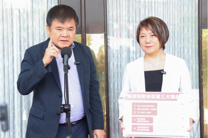 吴乃仁「无法自理」却上健身房？民进党团：运动有助健康、不冲突

梅花新闻网 黄楚