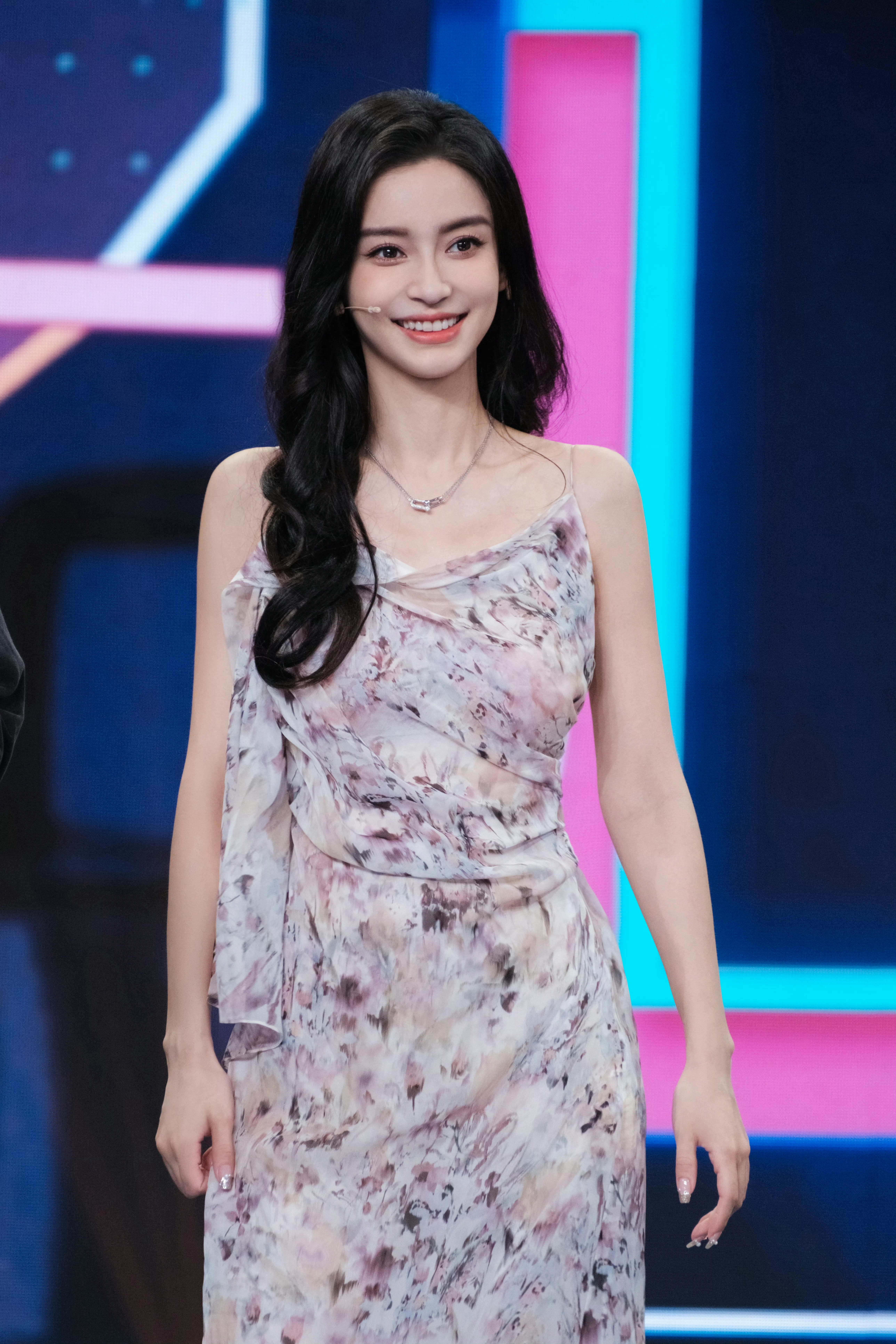 #angelababy[超话]# 【节目录制】时间：9月18日（周一）地点：杭州