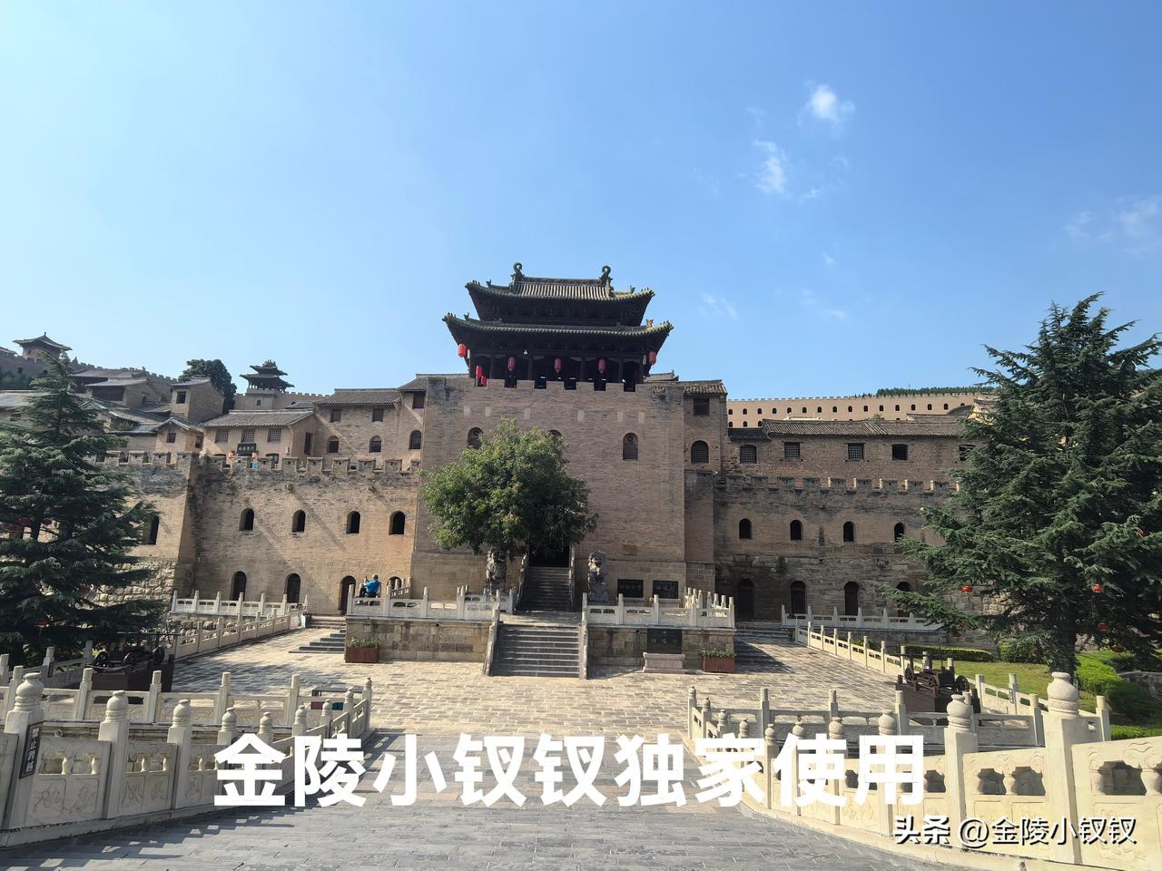 打卡湘峪古堡

没有历史底蕴的我，跟着大巴车就来到山西省晋城市沁水县郑村镇湘峪村