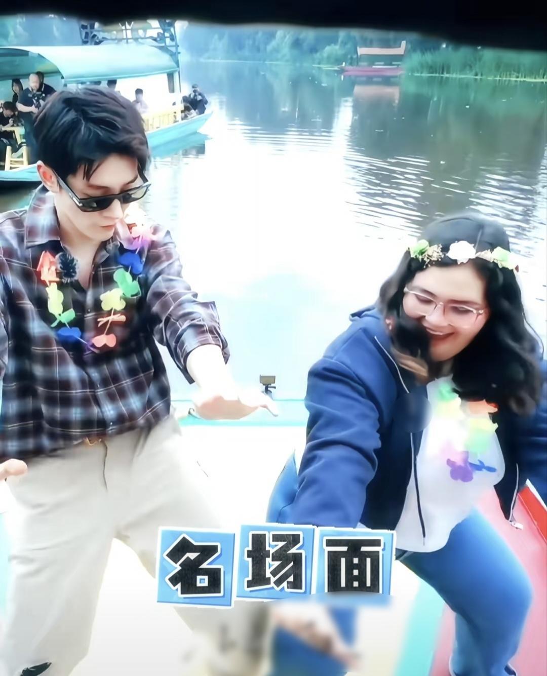 有没有发现一个很奇怪的综艺规律？内娱很多艺人被起哄即兴跳舞，要么手足无措僵硬摆拍