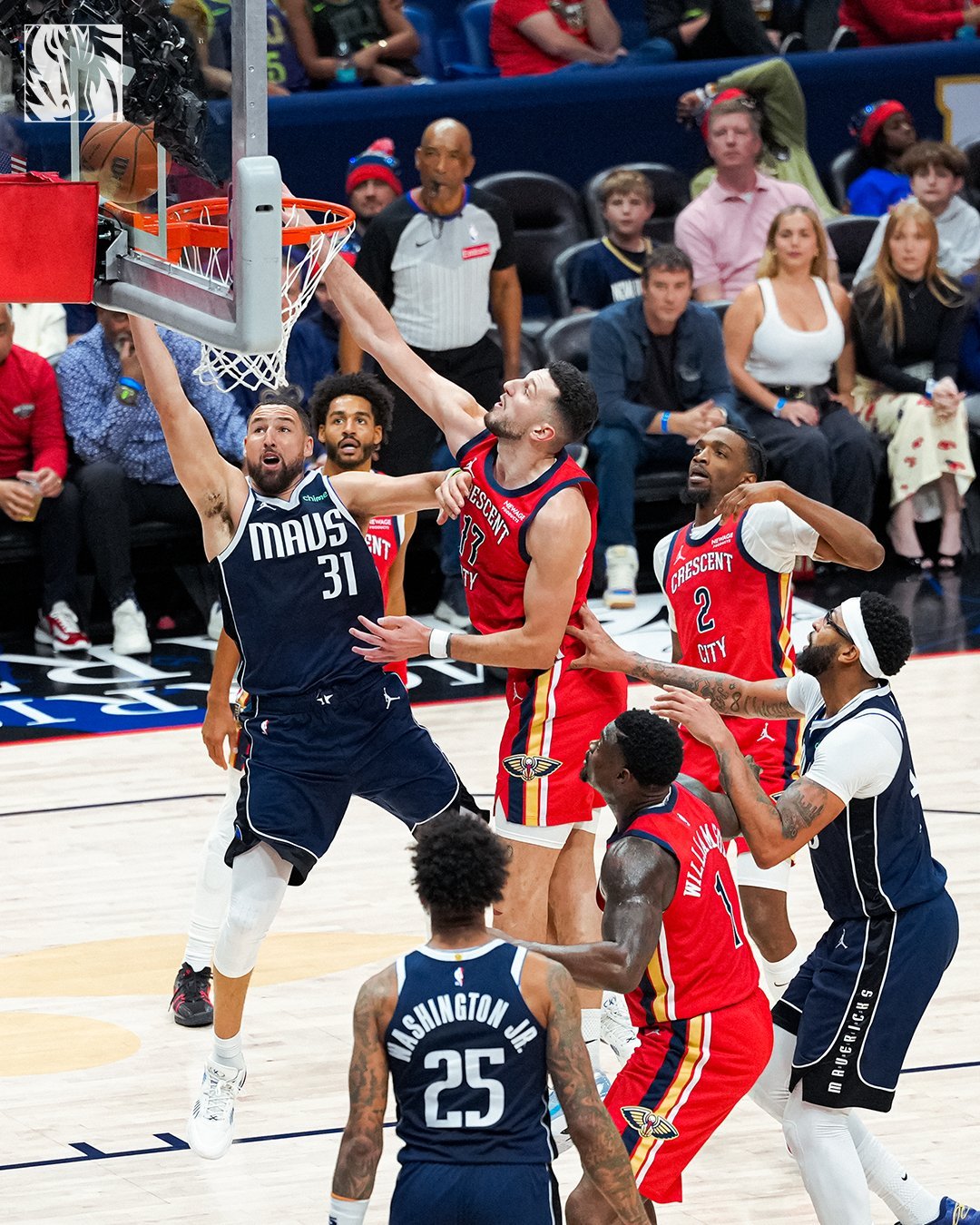 浓眉半场22分10篮板，本来感觉都没想发力，鹈鹕主场偏要嘘个不停 安东尼戴维斯