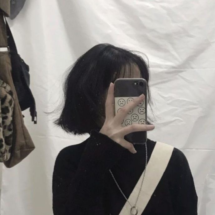 你糟践了我的真心 就一定会有人也来糟践你的真心 或早或晚 ​​​