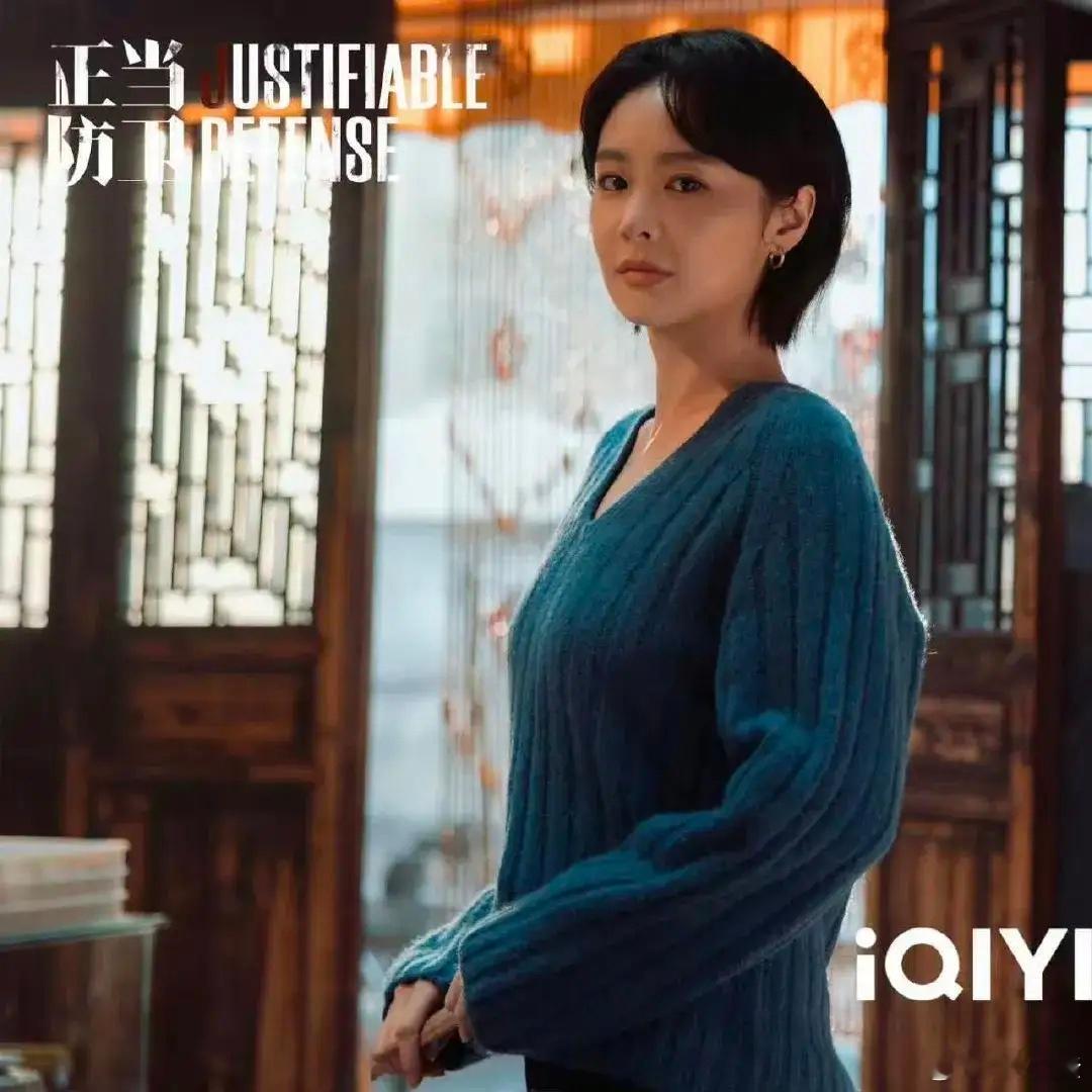 《正当防卫》这新剧，真是接档《以法之名》的大好选择！开局就全程高能，伏笔连连，让