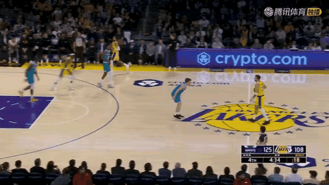 今天湖人输球如果要找背锅的
那一定就是雷迪克
文森特状态不好
已经验证了接近一整