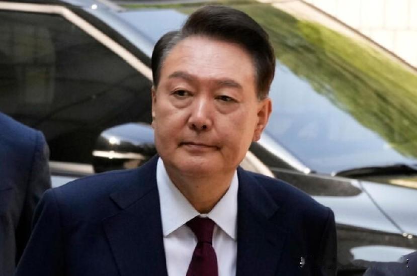 被赶下台的韩国总统尹锡悦因无人机飞越平壤被判入狱。韩国被赶下台的总统尹锡悦和他的