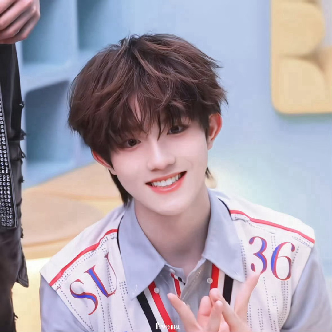 苏新皓和穆祉丞两家为什么交流起来了？ 