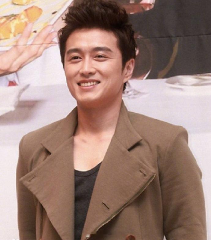 陈泰贤甲状腺癌手术后状态 甲状腺癌手术后三个月，韩国演员陈泰贤分享康复心路。从最