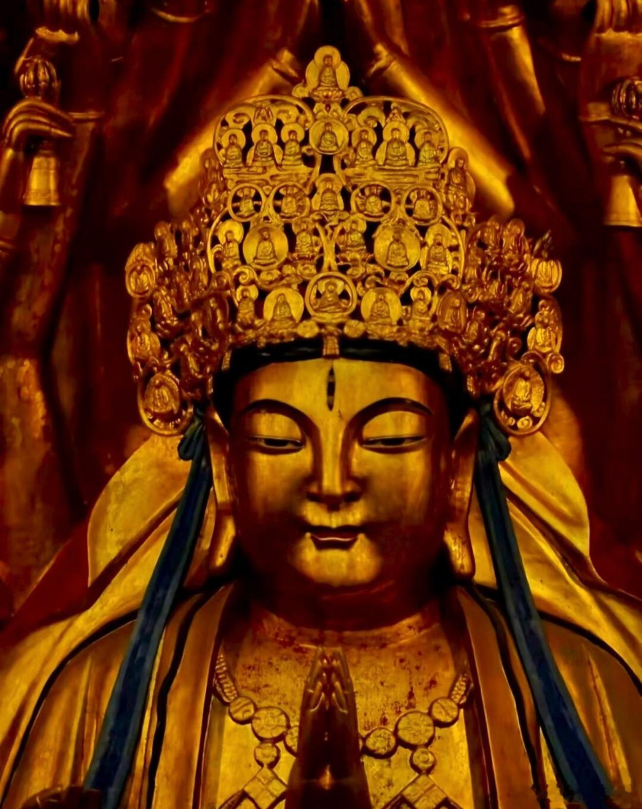 人在俗世浮沉，大半烦恼，都源于目光总落在旁人身上。习惯性攀比境遇，纠结他人生活，