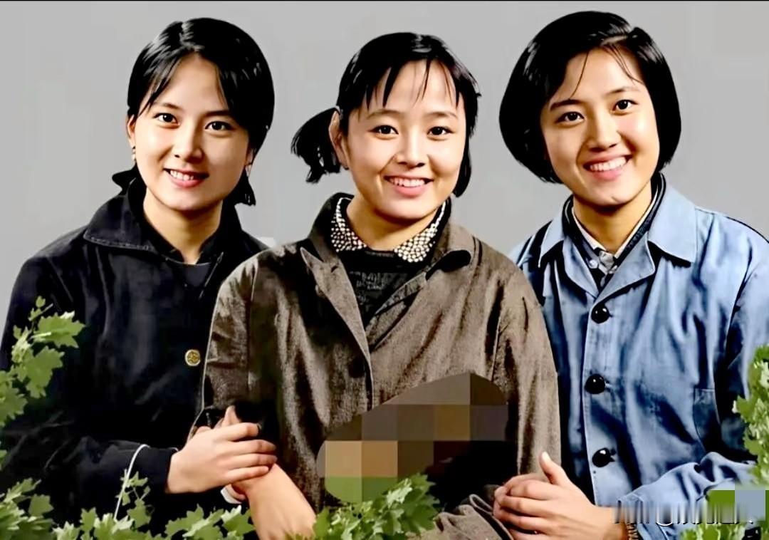 能认出这三位的至少40岁以上了！

左起：张金玲、张瑜、李秀明，她们的银幕形象，