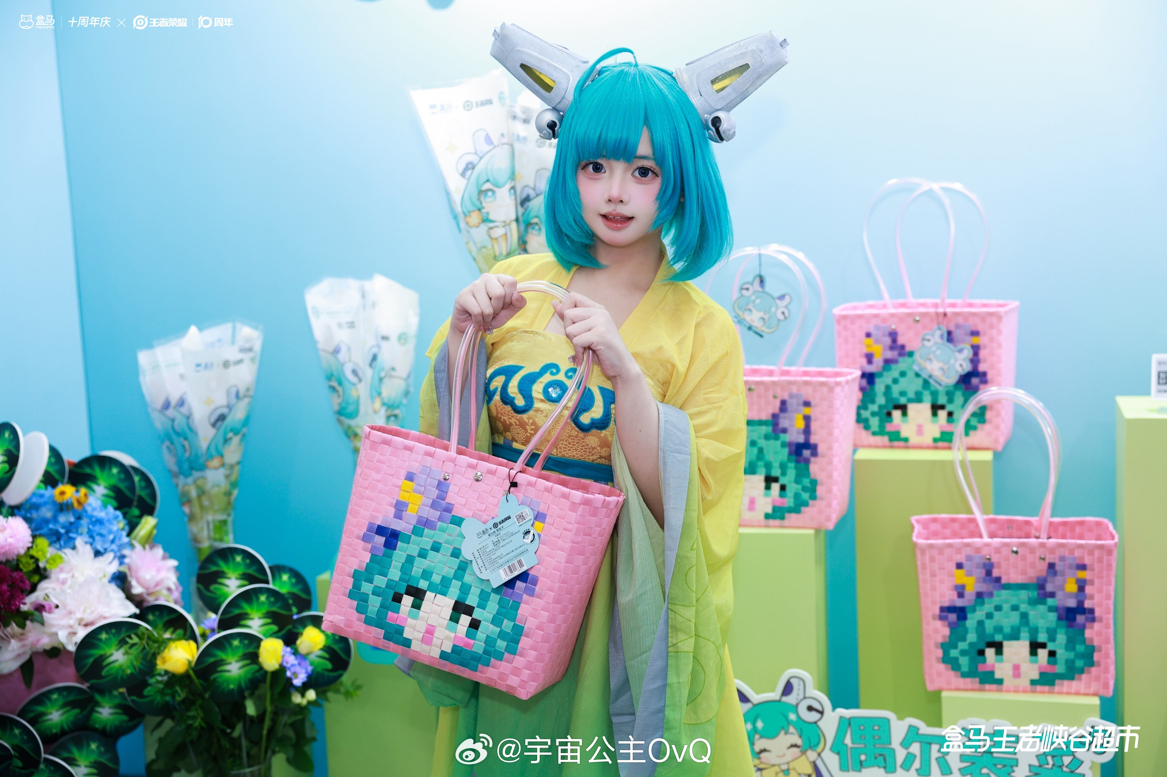 存一下小蔡的工作照王者荣耀[超话]蔡文姬cos ​​​