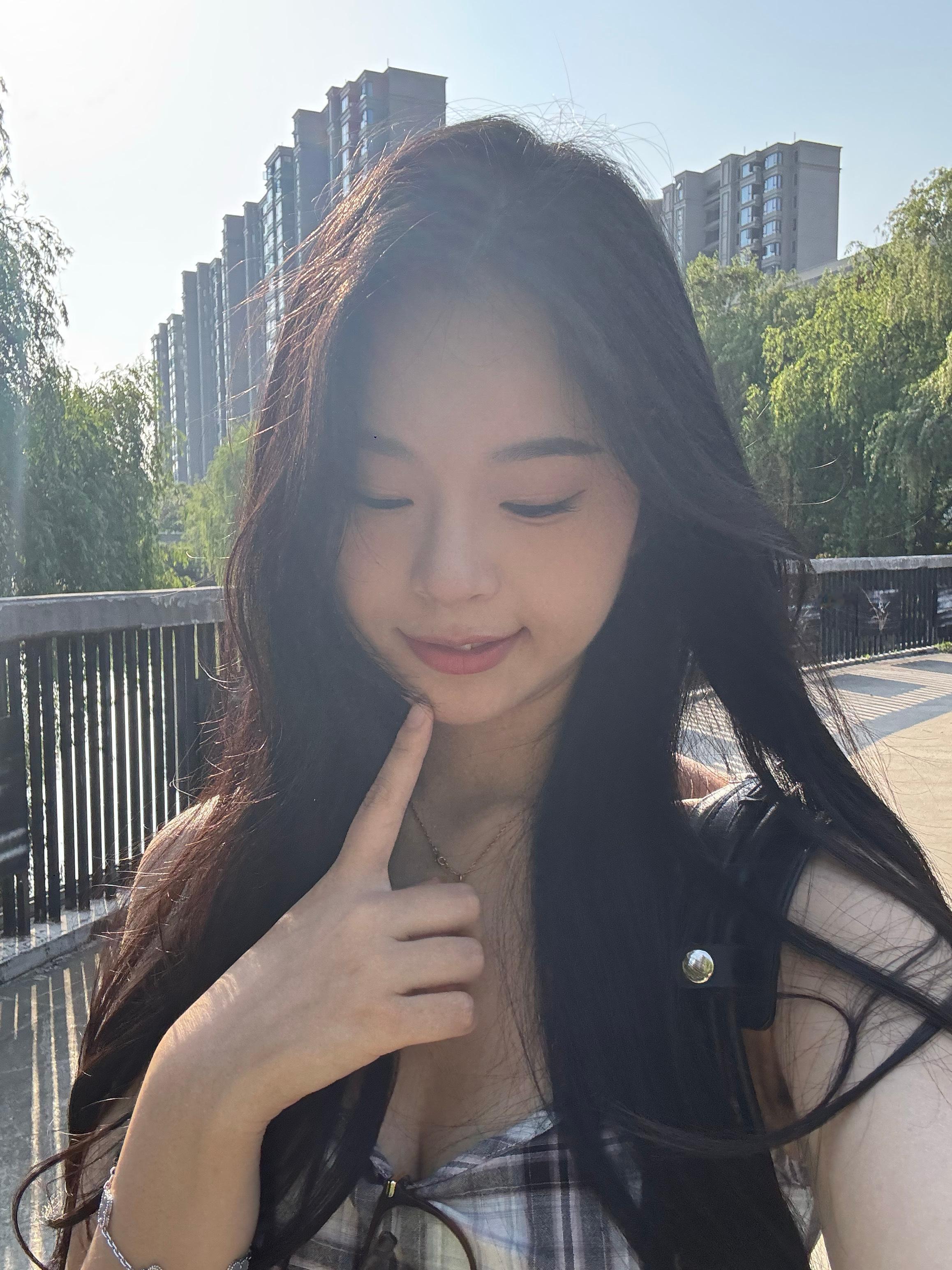 这阳光！又晒又舒服！ 