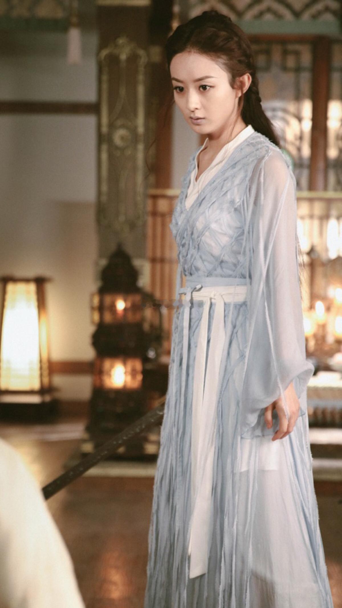  赵丽颖《楚乔传》9年后翻红，老剧单日播放量暴涨300%，空降各大平台热播榜前列