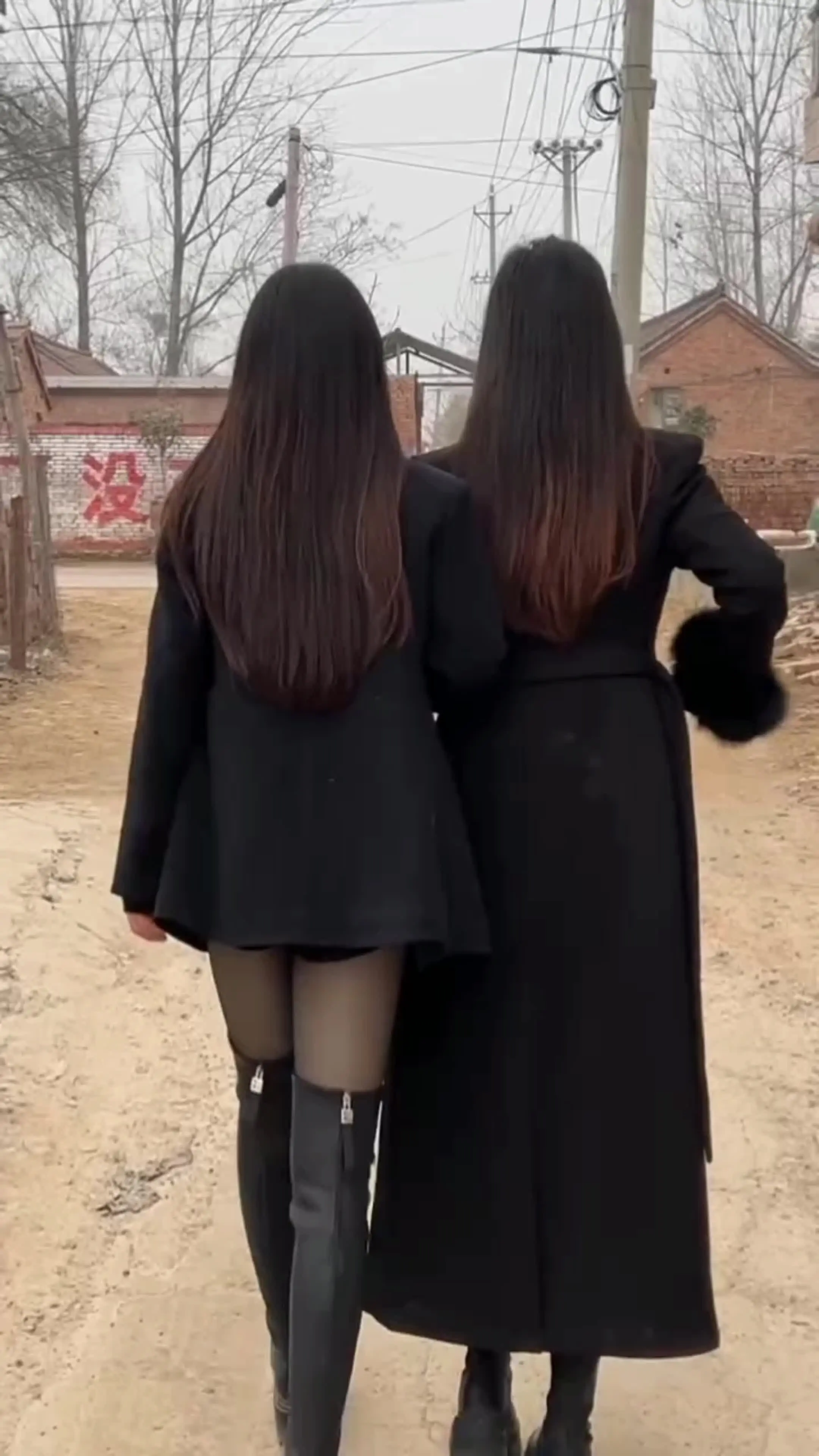 我特别喜欢你主动的感觉，因为这样，我才能确定，你不嫌弃我烦！😎😎😎