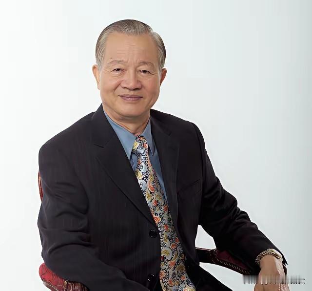 曾仕强先生对台湾未来的预言：“台湾会由一位出人意料的人物，以一种始料不及的方式解