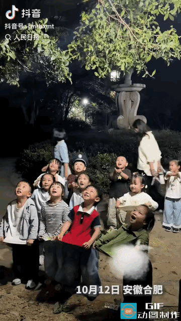 人民日报都转发！合肥一场桂花雨，成年人和孩子的差距看哭无数人

“上人民日报了！