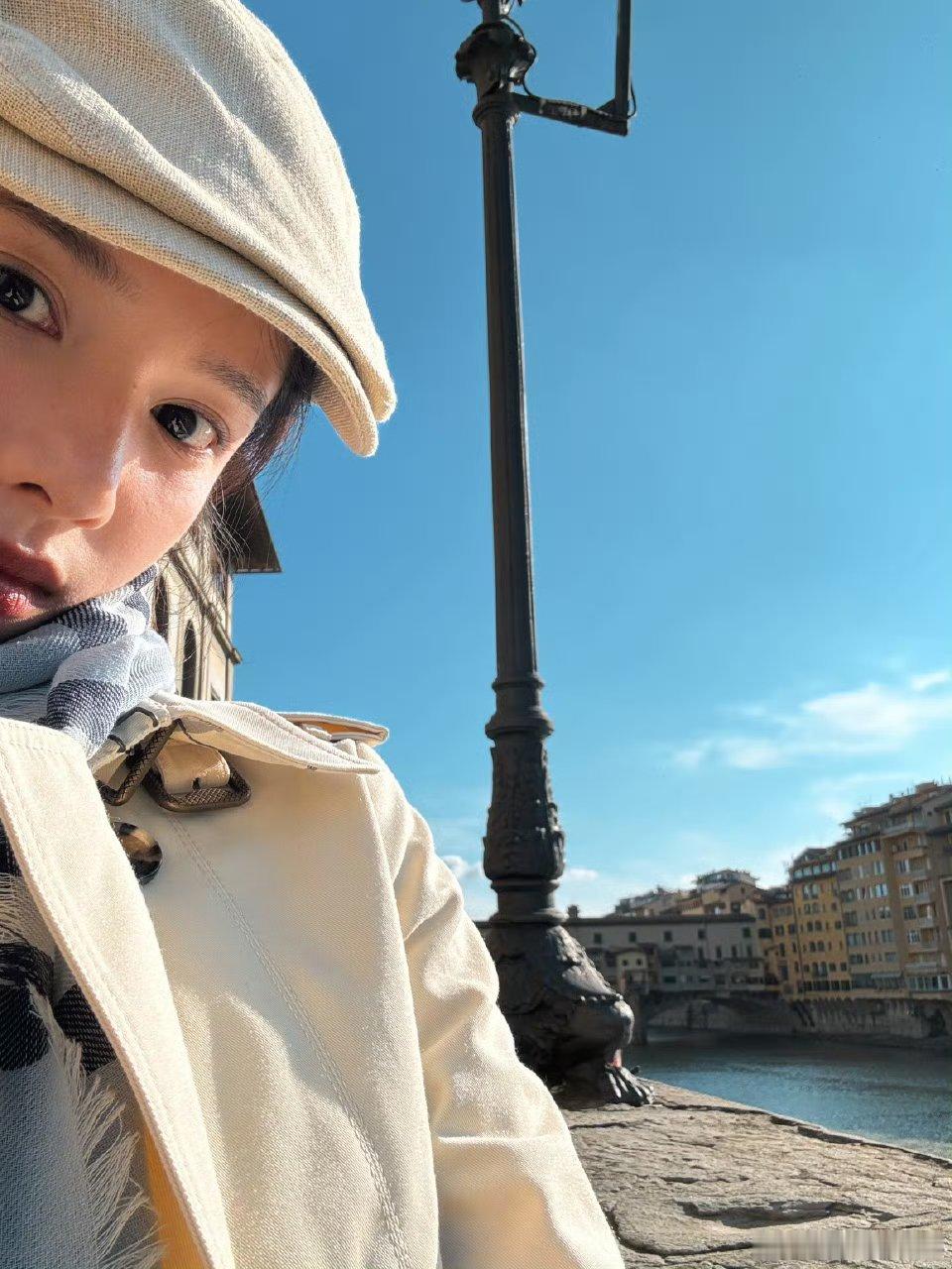 张婧仪真的是头像大户吧！都来学学姐姐📸姿势啊！ 