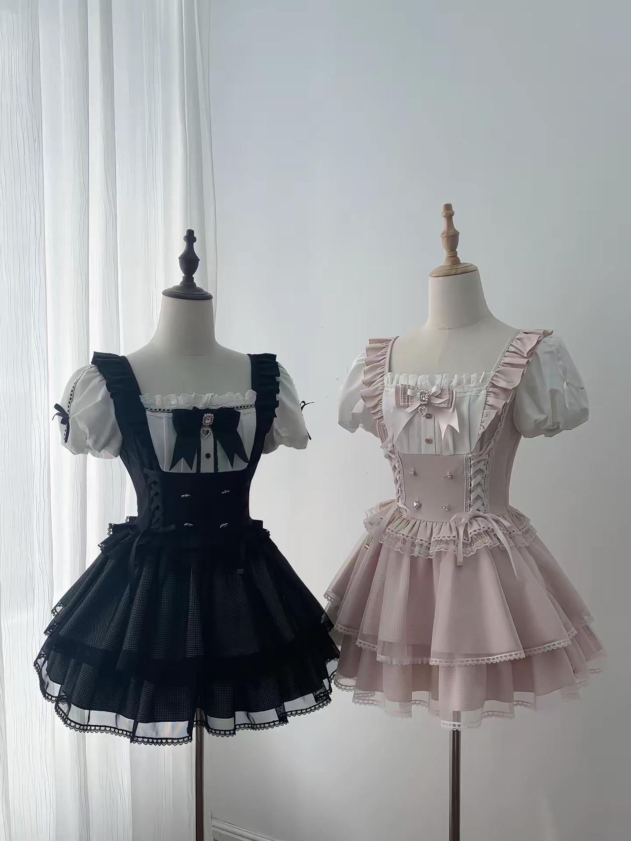 新品图透 | 黑粉双子连衣裙。依旧是这个月的新品！拍完照后感觉把胸口改成方形会更