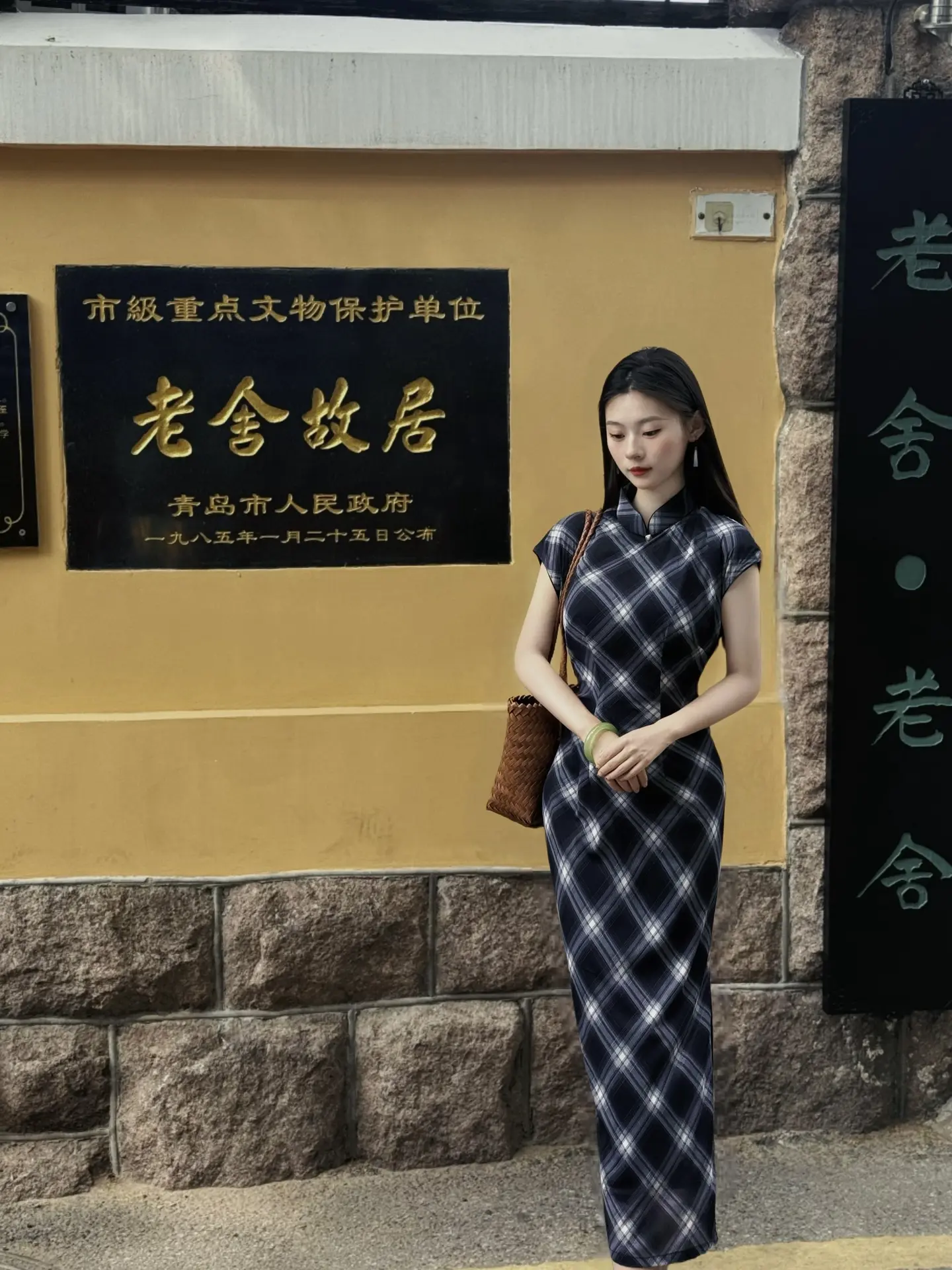 一厢旧梦 悠悠苦我心。