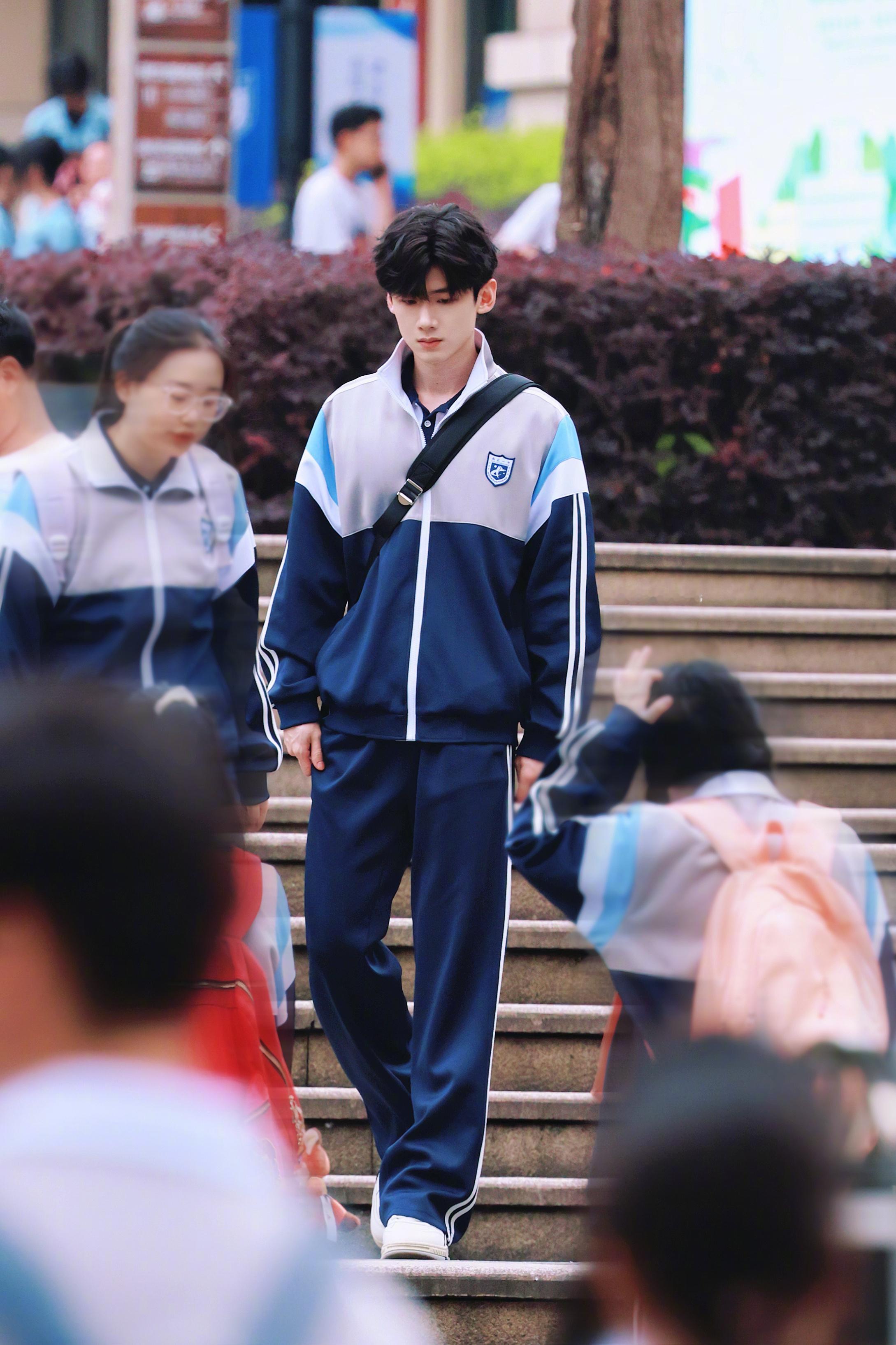 白敬亭丨高清的桑延！！！学长你带我走吧[爱慕] ​​​