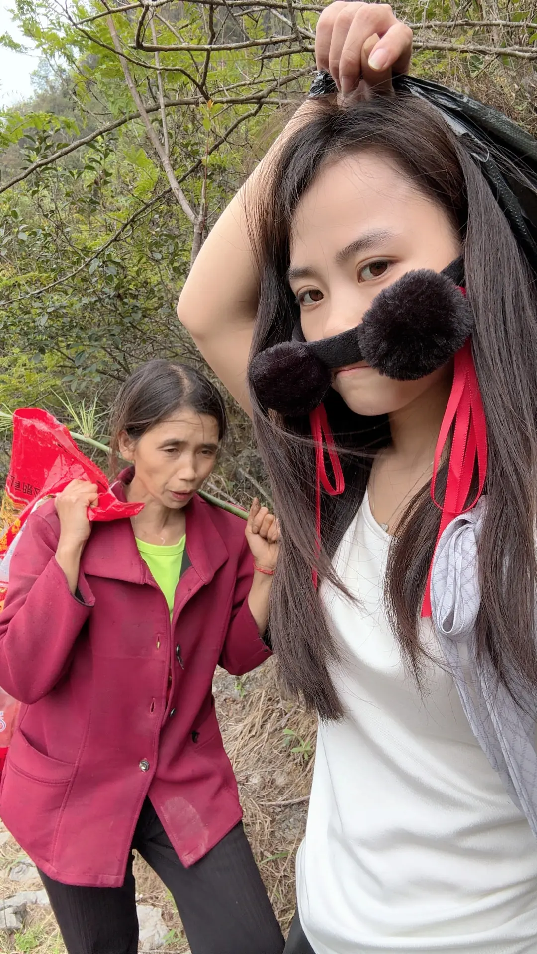 妈妈爱无声胜有声，我怎么会不爱她呢？