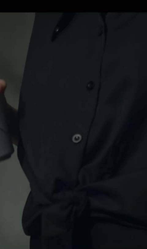 在这部电影里，江疏影饰演的角色“阿妹”是一个从底层摸爬滚打出来的女性，角色设定带
