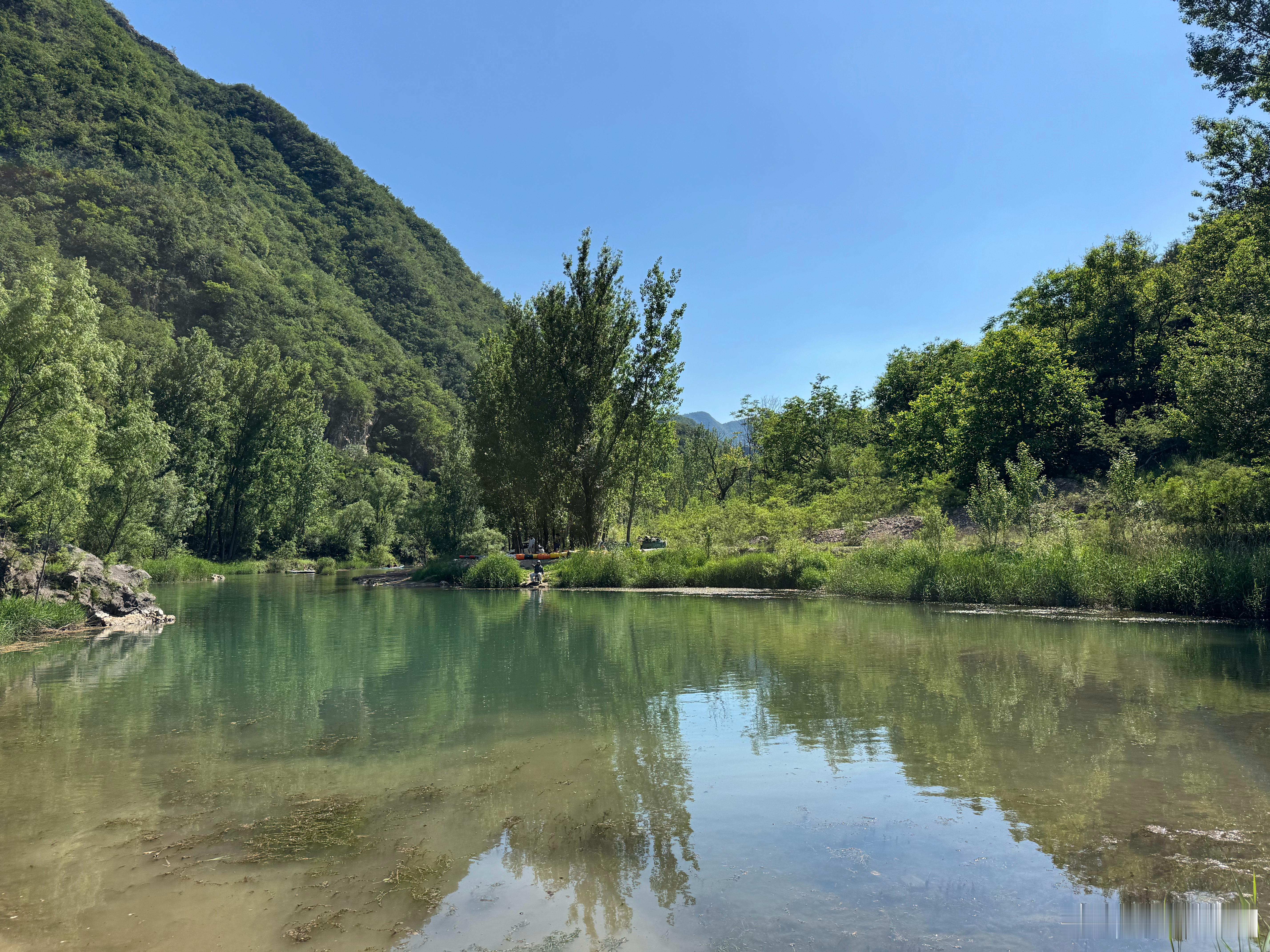 惊现密云水怪旭哥还是太全面了摩托、健身、还能在水里翻滚[坏笑]  ​​​