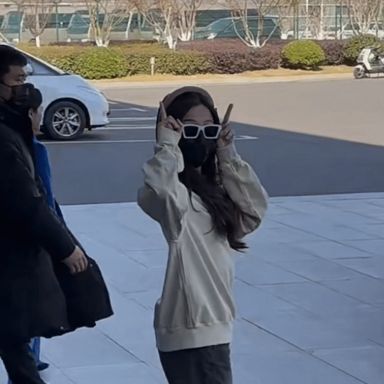 不知道配什么字但是就很好笑 