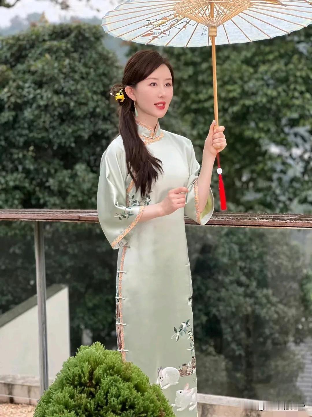 7年没戏拍，舒畅转战短剧日薪2万！舒畅的天山童姥和董鄂妃深入人心，但最近几年作品