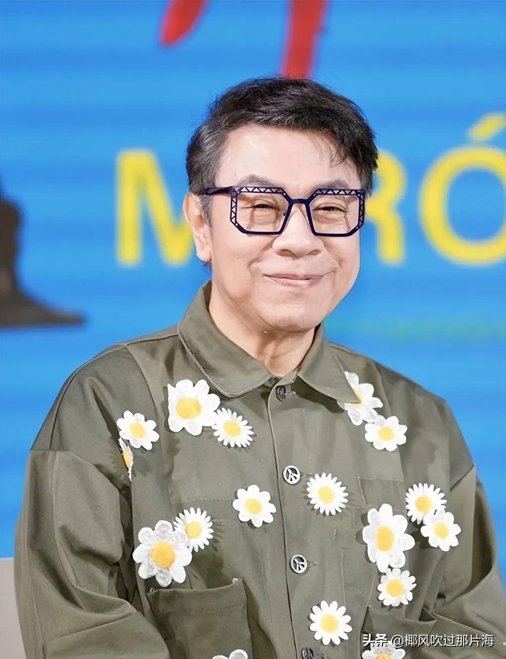 蔡康永那点取向，大伙儿早都心知肚明了吧？2001年他在李敖节目里公开出柜，跟刘坤
