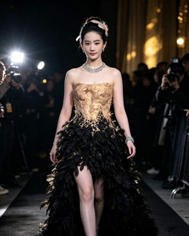 刘亦菲连续三年VOGUE红毯压轴，每套高定都引爆全网