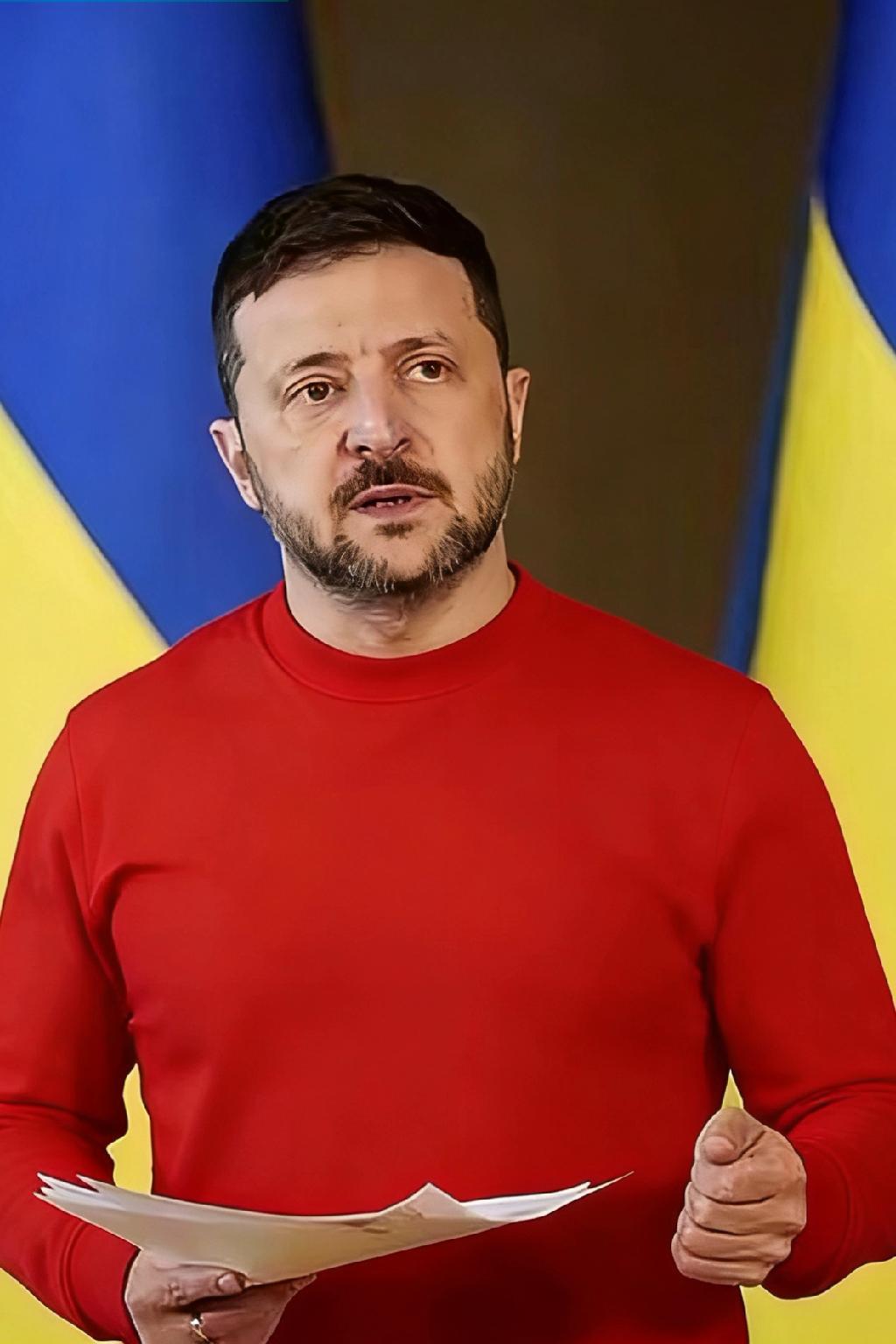 就在刚刚！
乌克兰国防部高调宣布，
两套从德国接收的“爱国者”导弹系统已部署就位