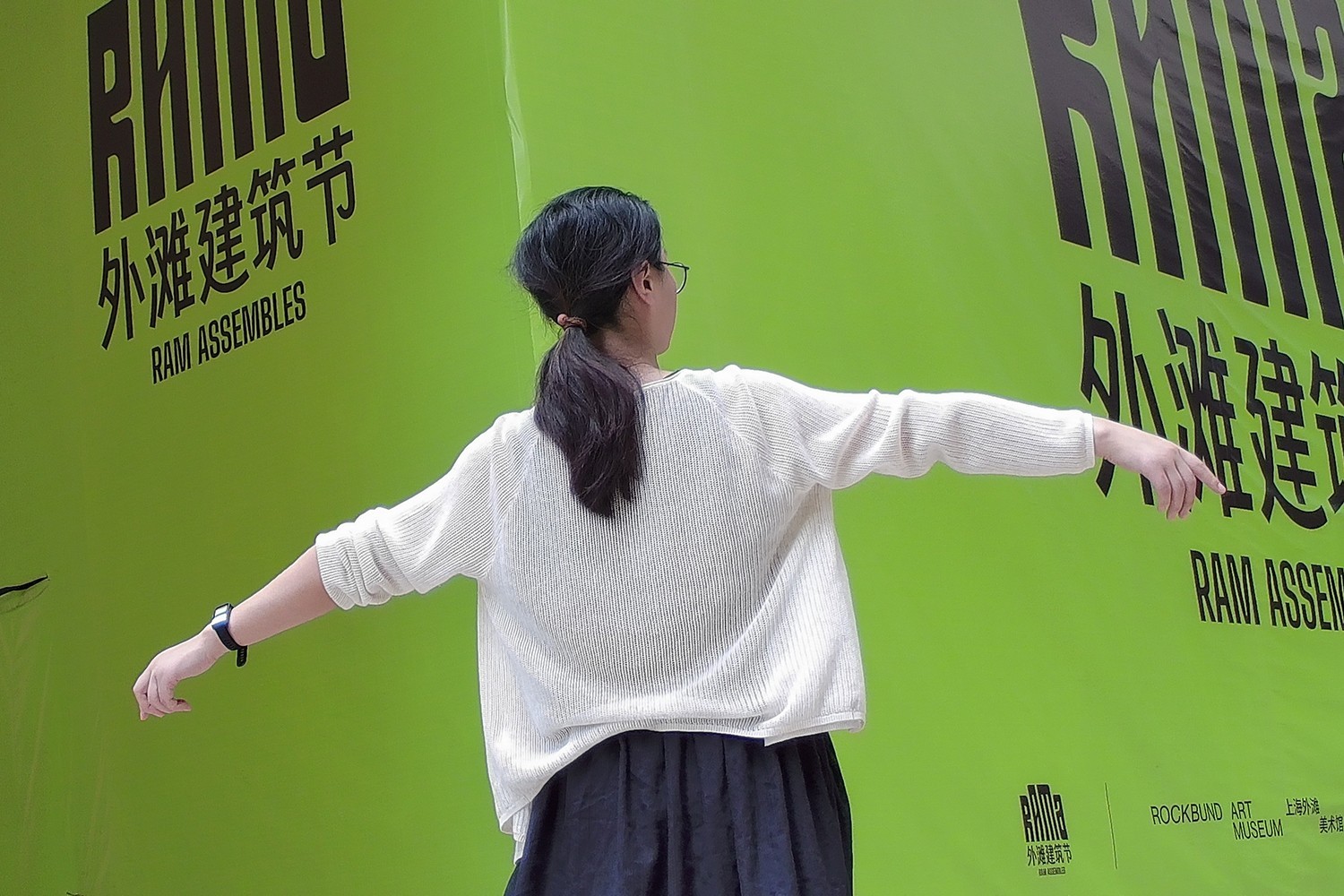 复古造型邂逅都市光影：松典DC209X上海CityWalk实拍体验