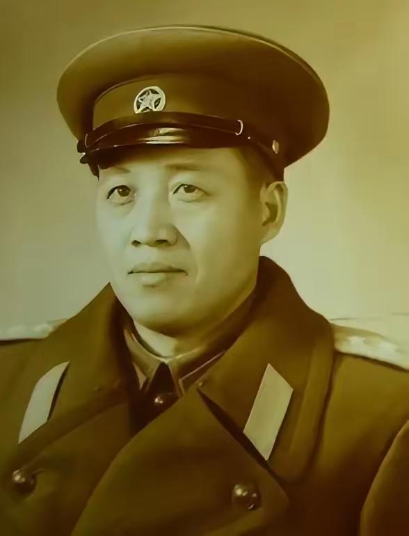 范天恩（1922－2001年12月2日），绰号范大胆，山东省泰安市人。1938年