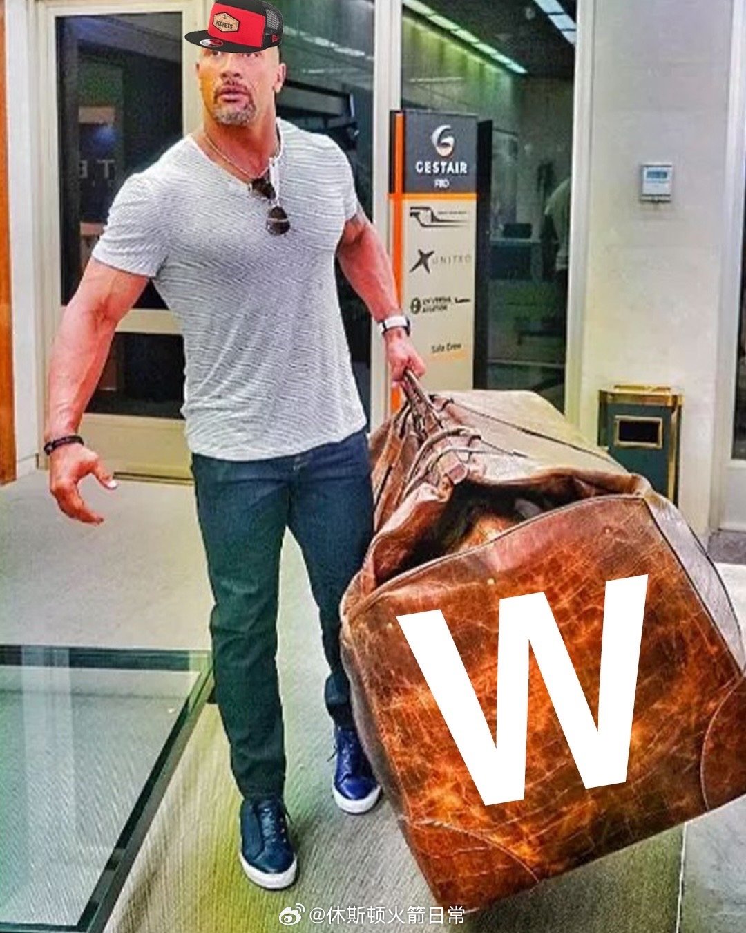 火箭本赛季四杀太阳，豪取七连胜！战绩追平湖人，继续排在西部第五！值得一提的是，上