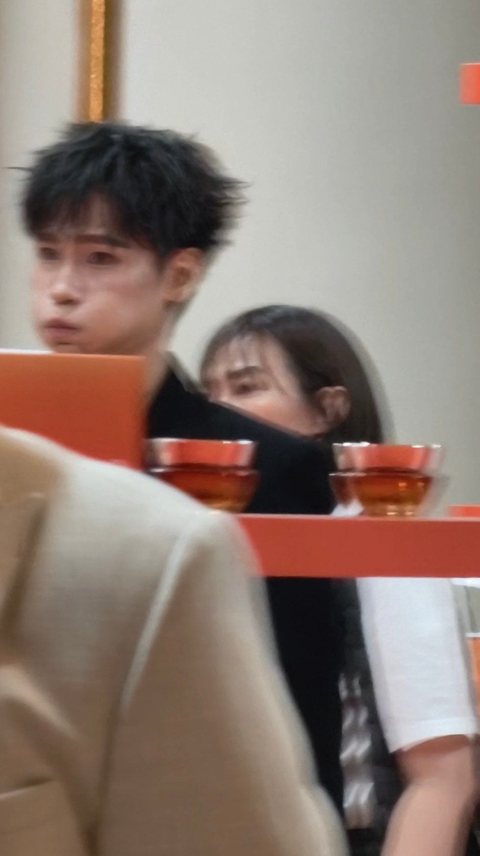捏捏 ​​​