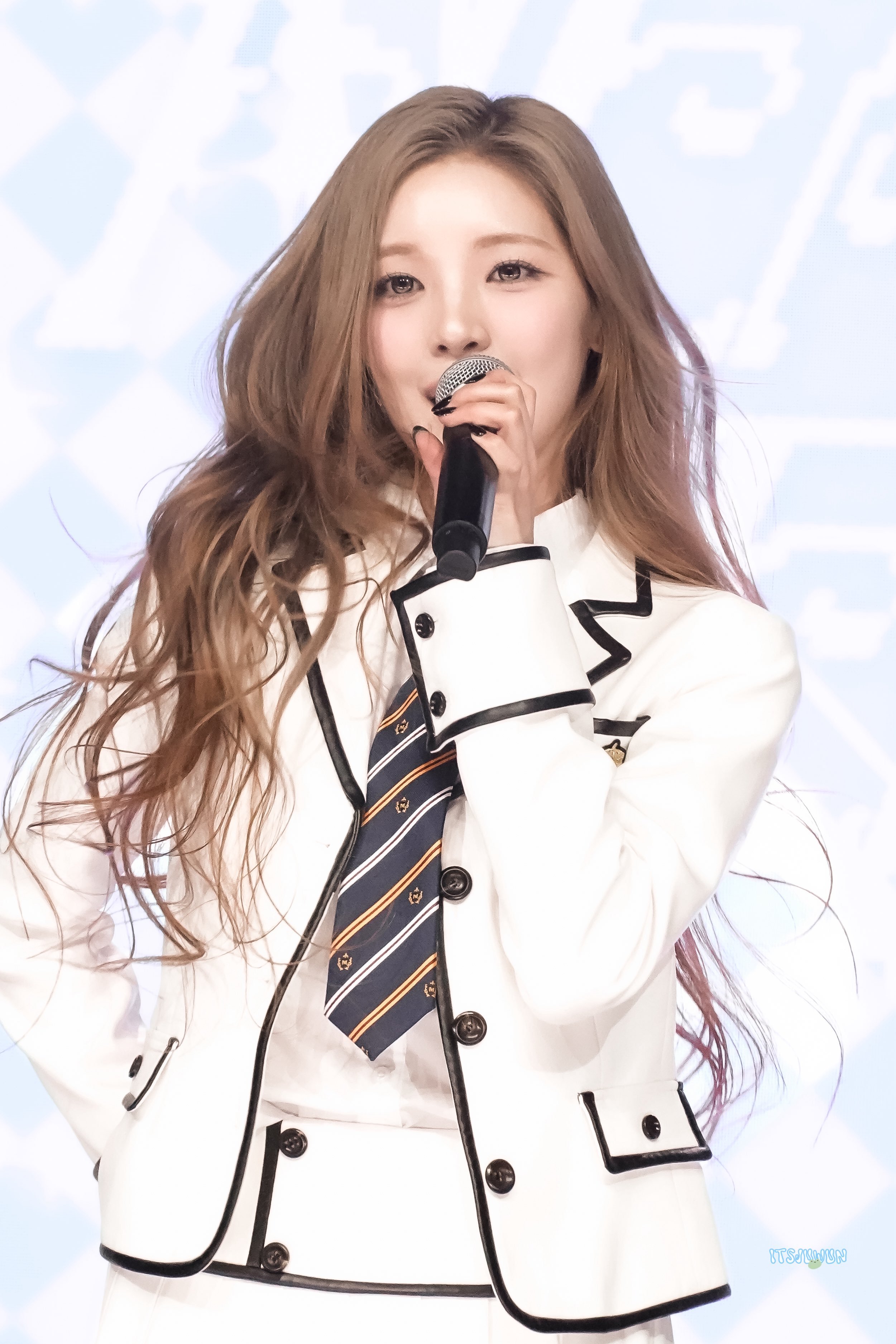 我想一个FM的金发女孩.itsjuwun 