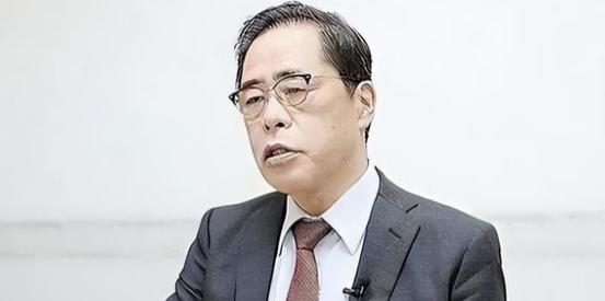 一位日本专家直言，现在关键不是中国能不能压得住日本，而是日本还有没有撑下去的可能
