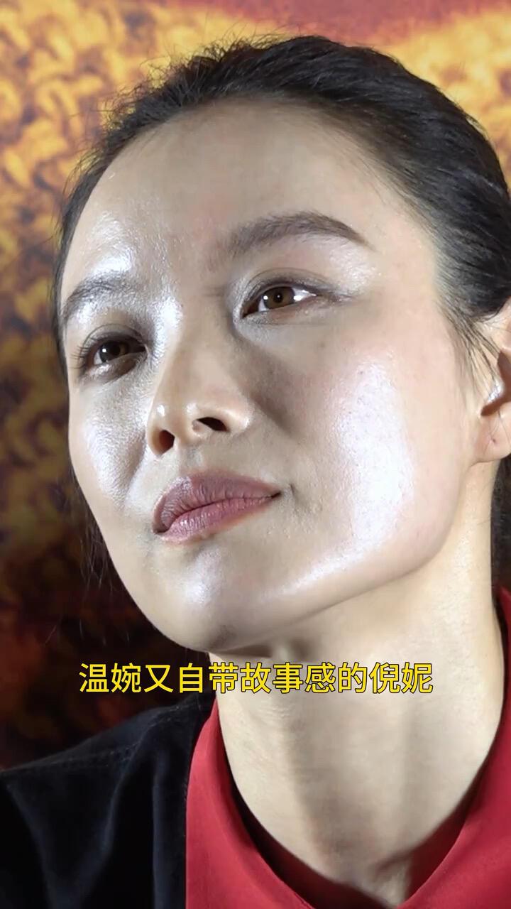 别看女明星们镜头前个个光彩照人艳光四射，但真实生活中的她们，卸去精美的妆造和华丽