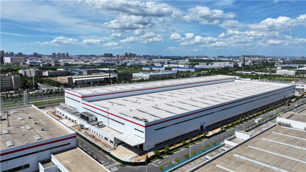 【全球最大！东风汽车16000吨一体化压铸工厂竣工验收】中建三局二公司宣布，由土