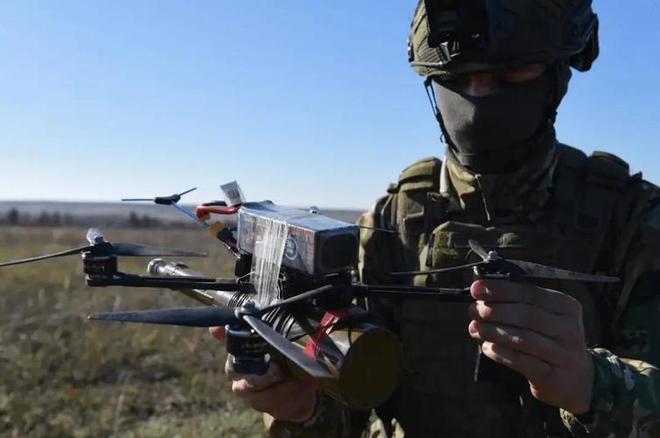 这就是俄罗斯仁慈的下场！到现在还没决定，打击乌克兰的决策中心，而乌克兰已经计划对