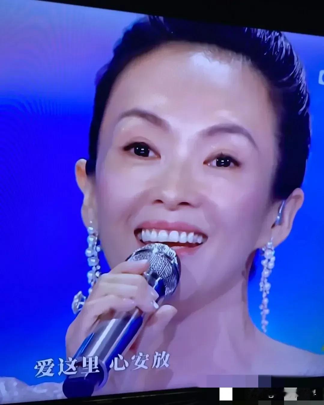 对女人而言，没有选好老公，离一次婚就是剥一次皮！贵为“国际影后”的章子怡也概莫能