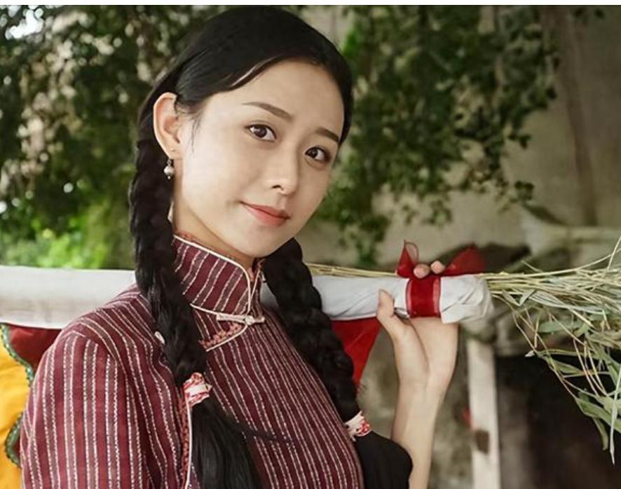 闹大了！新加坡媒体抹黑《阿嬷》，官媒亲自下场对线：你破防什么娱乐